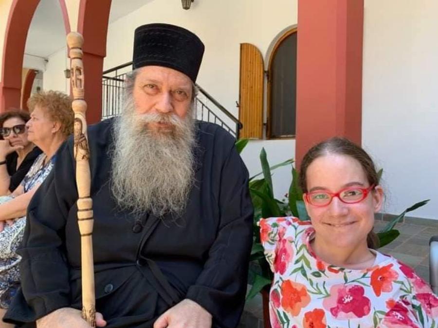 Θαύμα στη μονή Οσίου Δαυίδ: Η Δαυιδούλα –  Το κορίτσι άγγελος του μοναστηρίου