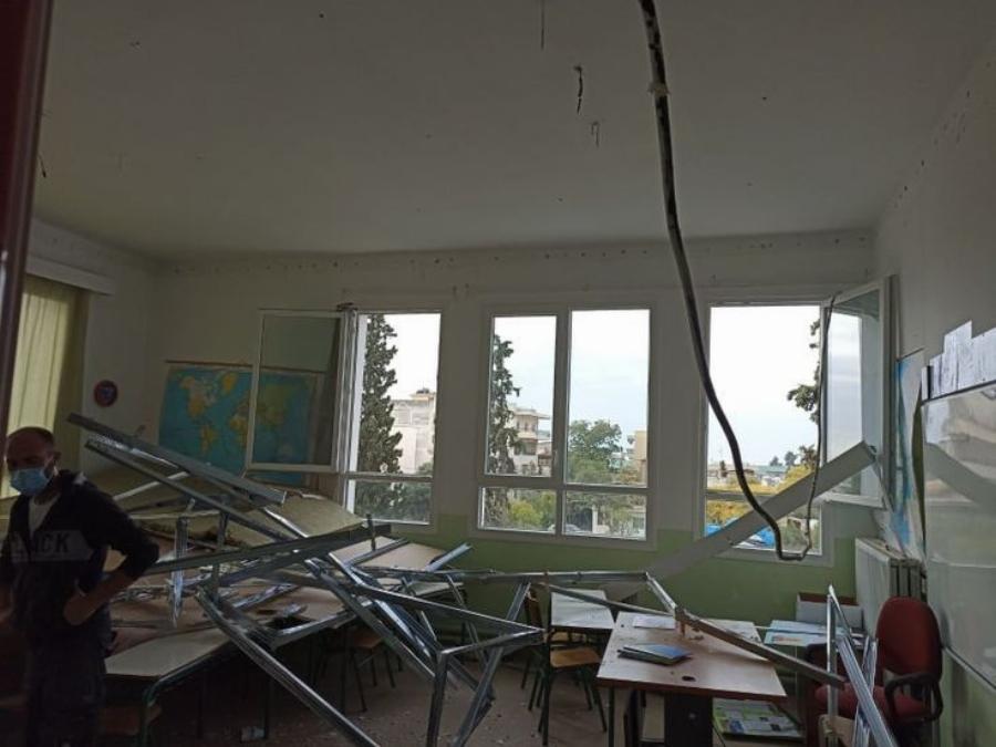 Κατέρρευσε η ψευδοροφή σε σχολείο στην Θεσσαλονίκη– Άγιο είχαν οι μαθητές