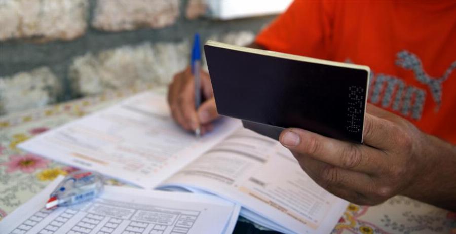 Η τουαλέτα καθορίζει τις «ανέσεις» του νοικοκυριού: Το τρολάρισμα για την απογραφή 2021