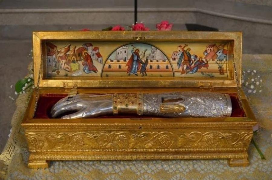 Το μοναστήρι που εμφανίστηκε: Τα θαύματα και η προσευχή στην Αγία Μαρίνα