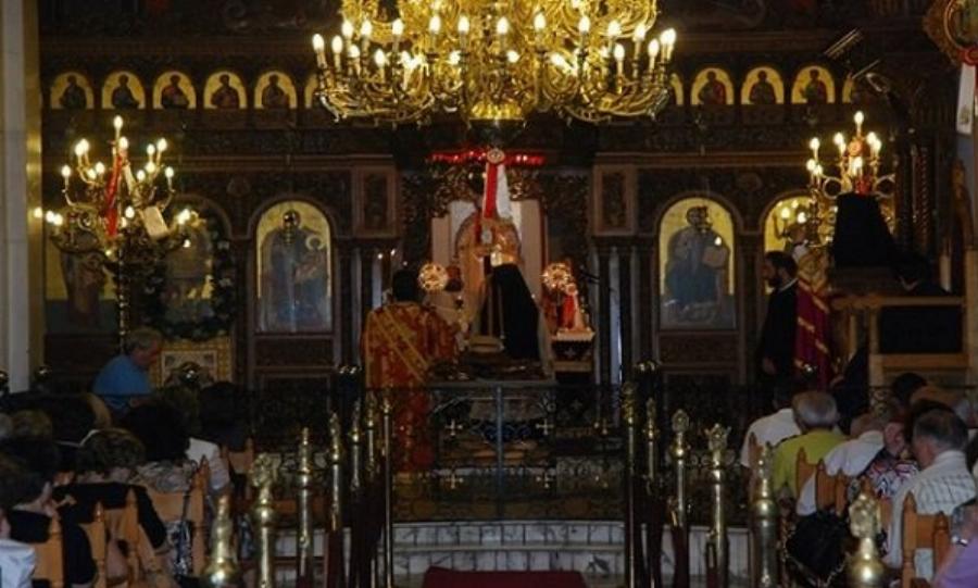 Εννέα σωτήριες Ευχές στην Παναγία μας