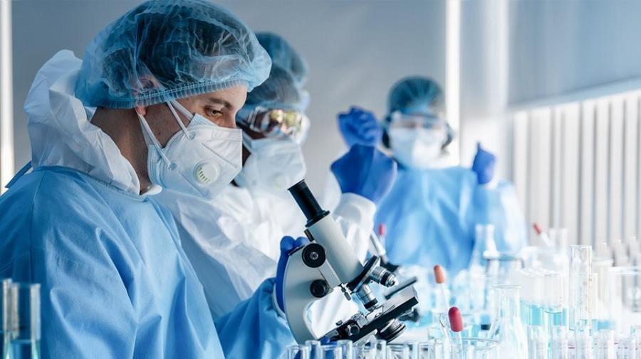 Νέα μέτρα: Υποχρεωτικός ο εμβολιασμός για τους άνω των 60, αλλιώς πρόστιμο 100 ευρώ τον μήνα