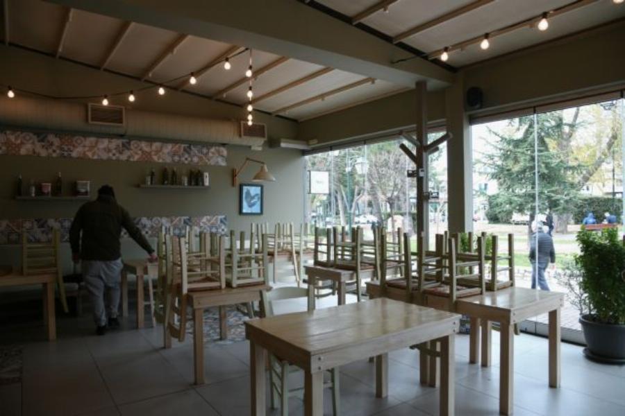 Νέα ένδειξη διαμαρτυρίας κατά των νέων μέτρων: Κλειστή όλη εστίαση τη Δευτέρα στην Πάτρα