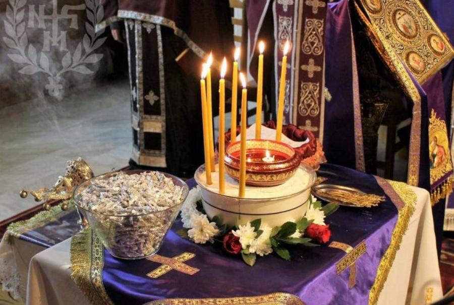 Το λαδάκι από το Ευχέλαιο της Μεγάλης Τετάρτης θεραπεύει κάθε ασθένεια