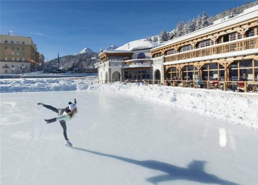 Ο Έλληνας υδραυλικός από τις Σέρρες που βγάζει 3.000€ τη μέρα στα πολυτελή σαλέ της Ευρώπης