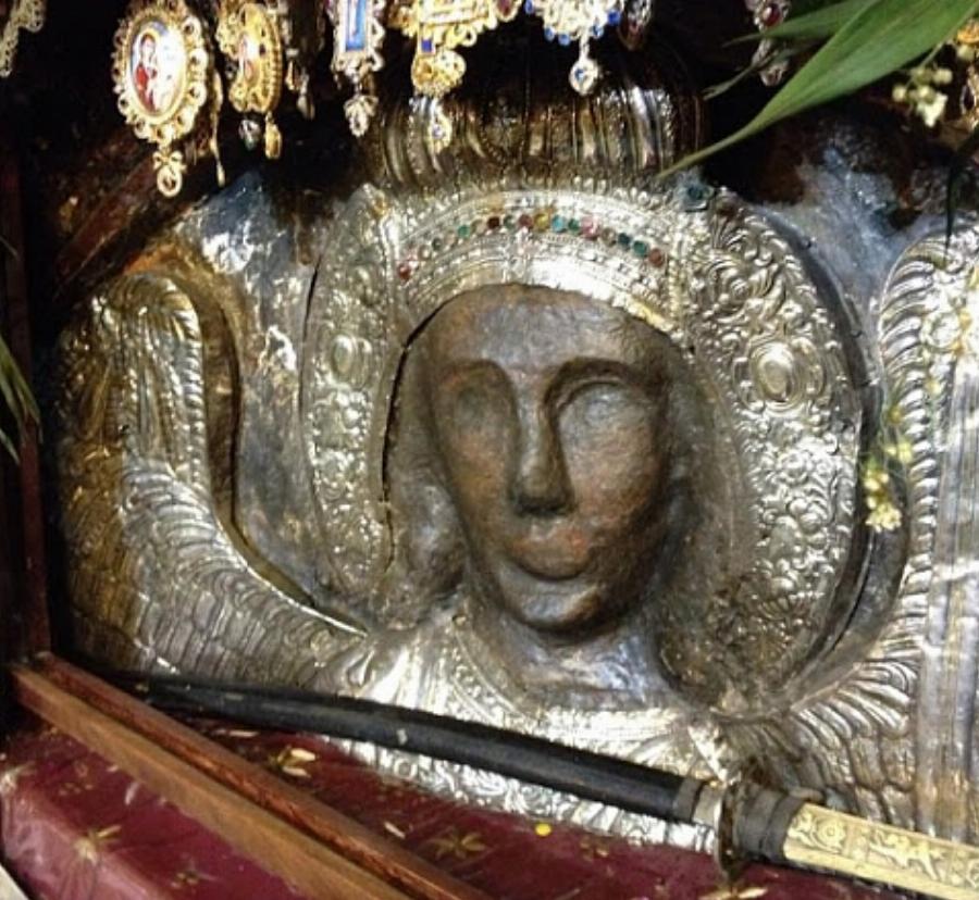 «Ο Ταξιάρχης ήταν»: Έπεσα στα γόνατα και έκαμα τον Σταυρό μου