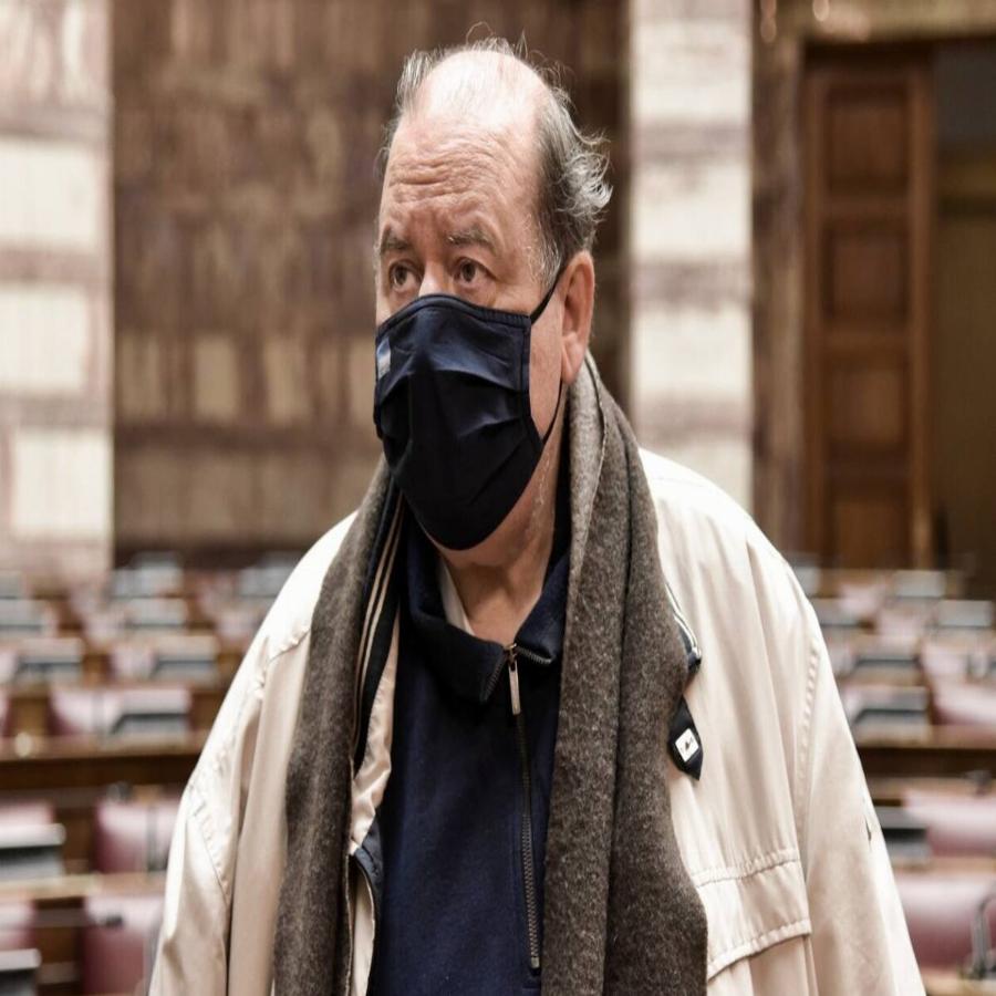 “Όχι κ. Μητσοτάκη, δεν μας προσβάλλει όλους” – O Nίκος Φίλης για την Ολλανδή δημοσιογράφο