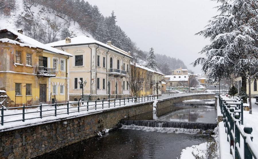 Θυμίζουν παράδεισο: 30 μέρη στην Ελλάδα που θυμίζουν παραμύθι το χειμώνα