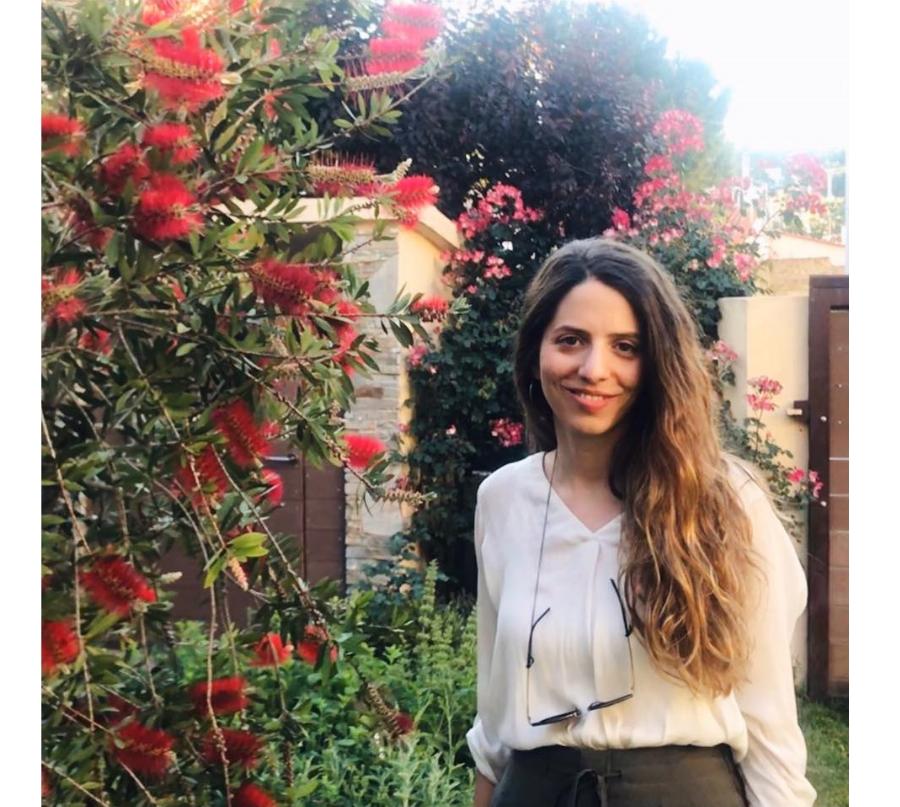 Χρύσα Στάμου: Η Ελληνίδα γιατρός που γεννήθηκε χωρίς ακοή και όμως διαπρέπει στην Ιατρική