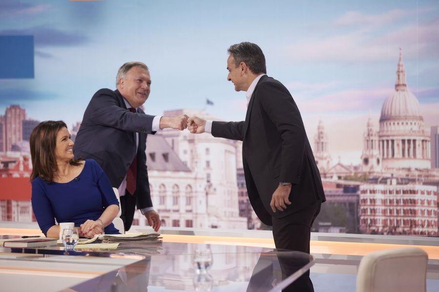 Βρετανοί τηλεθεατές για Μητσοτάκη: «Αυτόν θέλουμε για πρωθυπουργό μας!»