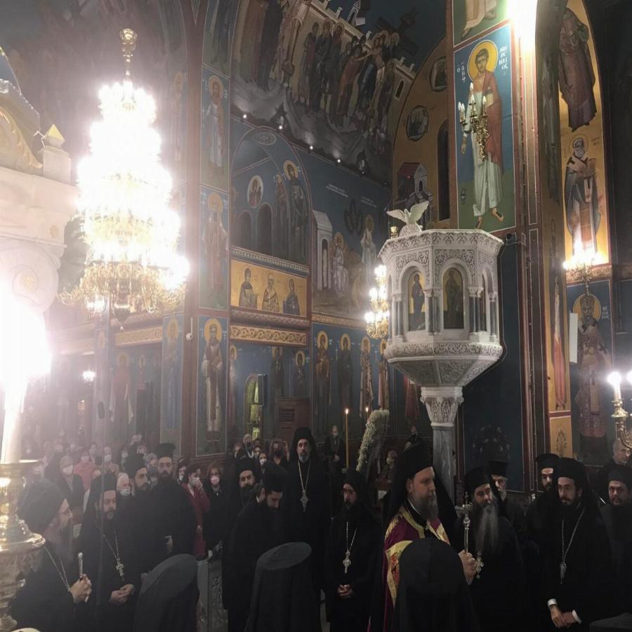 Εκκλησία και λαός υποδέχτηκαν τον θαυματουργό Ταξιάρχη