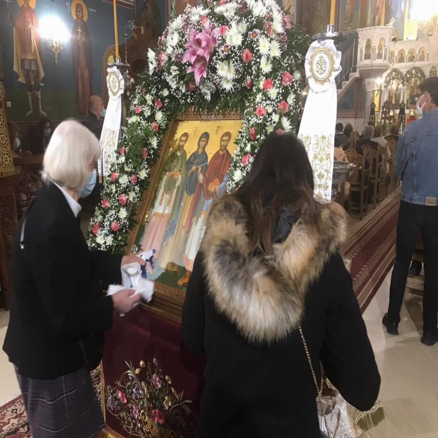 Εκκλησία και λαός υποδέχτηκαν τον θαυματουργό Ταξιάρχη