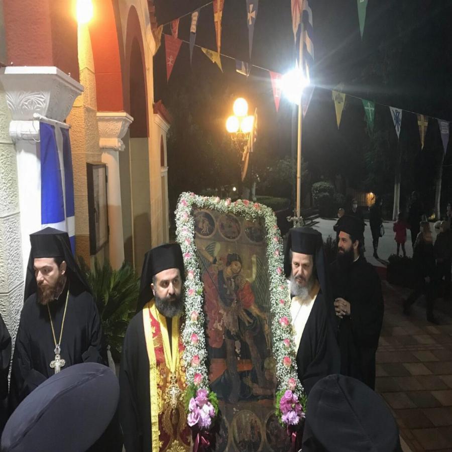 Εκκλησία και λαός υποδέχτηκαν τον θαυματουργό Ταξιάρχη