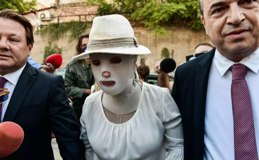 «Πλέον μπορώ να κυκλοφορήσω έξω με τη μάσκα γιατί ο κόσμος θα με πλησιάσει με αγάπη, με θαυμασμό», Ιωάννα Παλιοσπύρου