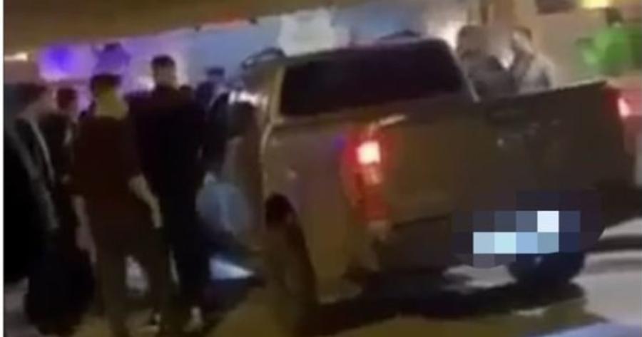 Κρήτη: “Έφαγε πόρτα” σε μπαρ και προσπάθησε να μπει με το αγροτικό