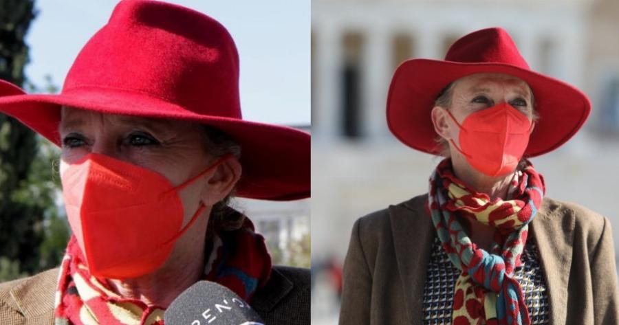 Ολλανδή δημοσιογράφος: «Μου πέταξαν πέτρα στο κεφάλι – Φεύγω από την Ελλάδα»