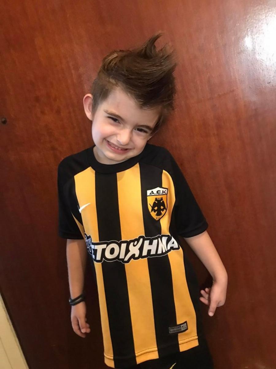 Νικόλας Μακρυμανωλάκης: Ο πεντάχρονος μαθητής ιδιοφυΐα με IQ 140 – Από τριών χρόνων ξέρει να διαβάζει και να γράφει