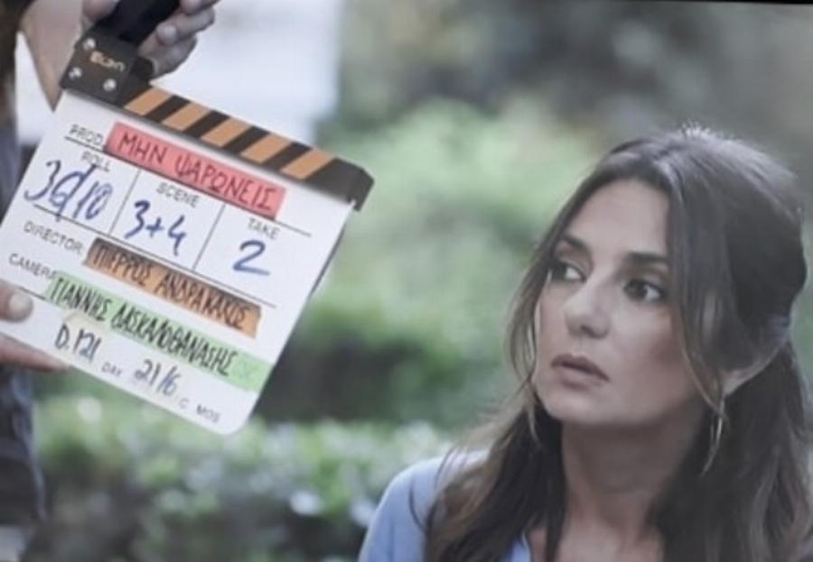 Η κόρη της Μαρίας Λεκάκη την φωτογραφίζει χωρίς μακιγιάζ: Μας δείχνει πόσο όμορφη είναι στα 49 της