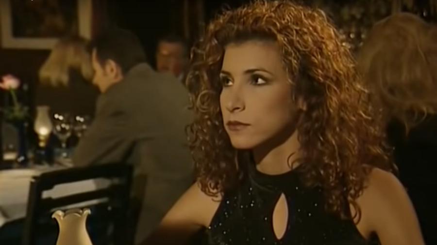 Μαρία Παπαλάμπρου: 20 χρόνια μετά το τέλος της σειράς “Οι παντρεμένοι έχουν ψυχή” παραμένει μια κούκλα