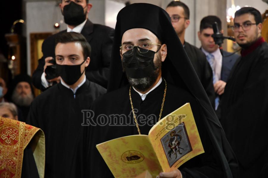 Το μύρο του Αγίου Δημητρίου «πλημμύρισε» τη Θεσσαλονίκη