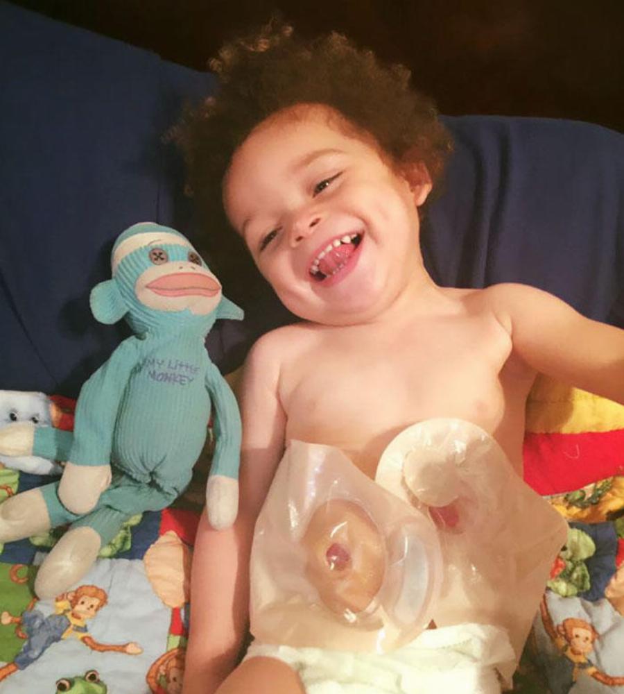 Μια μητέρα δίνει την καλύτερη απάντηση στην γυναίκα που προσέβαλε τον γιο της για το πρόβλημα υγείας του