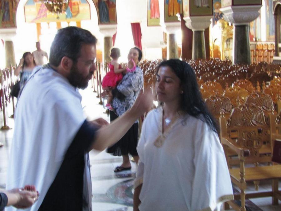 Βαπτίστηκε 22χρονη μουσουλμάνα την Κυριακή της Πεντικοστής