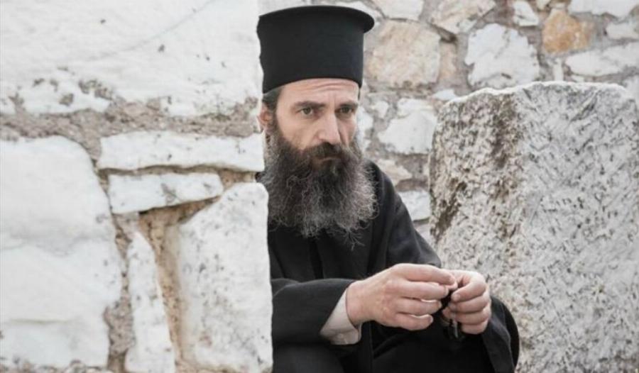 Ο γάμος, ο «Λάζαρος», η σχέση με τον Θεό και ο «Άγιος Νεκτάριος»: Άρης Σερβετάλης – Ποιος είναι ο νέος «ήρωας» των αντιεμβολιαστών