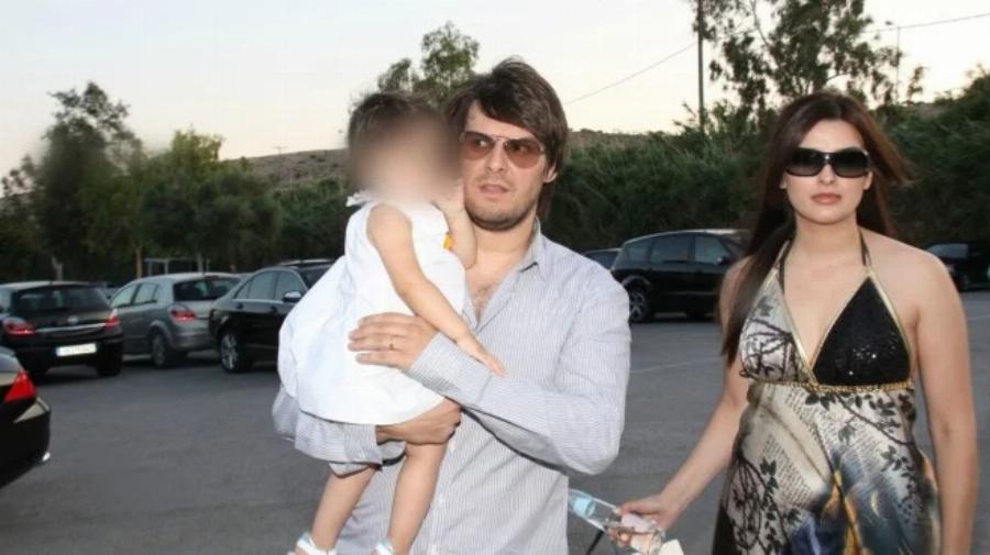Πάνος Κιάμος: Τα μεγάλα του λάθη, το διαζύγιο μετά από 12 χρόνια γάμου και ο θάνατος θαυμαστή που του στοίχισε