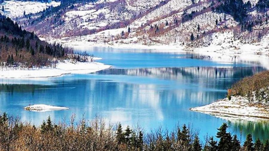 Θυμίζουν παράδεισο: 30 μέρη στην Ελλάδα που θυμίζουν παραμύθι το χειμώνα