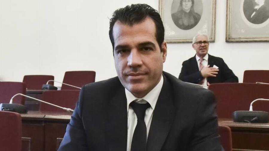 Θάνος Πλεύρης: «Ότι μέτρο πάρουμε από εδώ και πέρα θα είναι μόνο για ανεμβολίαστους»