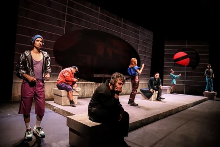 Άρης Σερβετάλης: Η πρώτη αντίδραση του ηθοποιού μετά την αποχώρησή του από τον «Ρινόκερο»