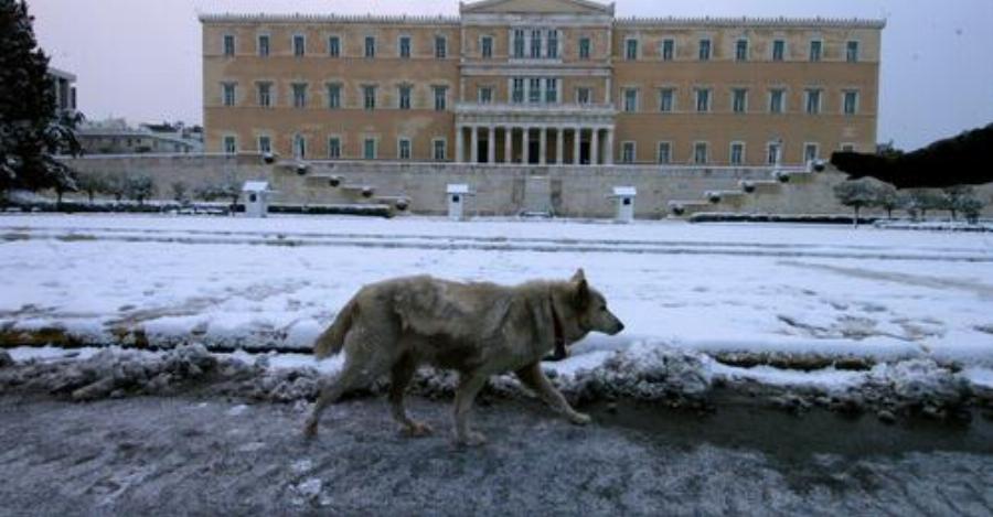 Νέα επιδείνωση του καιρού απόψε με βροχές και καταιγίδες: Έρχονται χιόνια από Δευτέρα