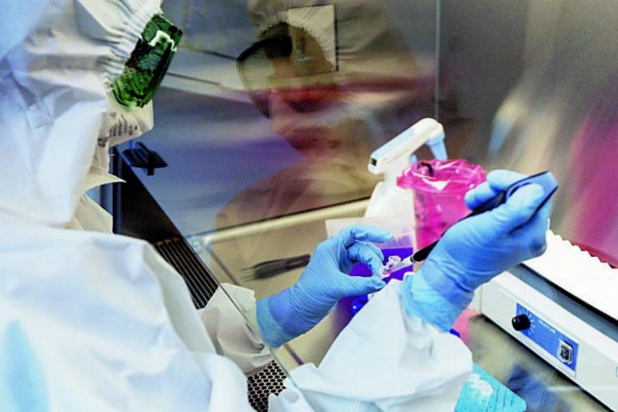 Νέα μέτρα: Υποχρεωτικός ο εμβολιασμός για τους άνω των 60, αλλιώς πρόστιμο 100 ευρώ τον μήνα