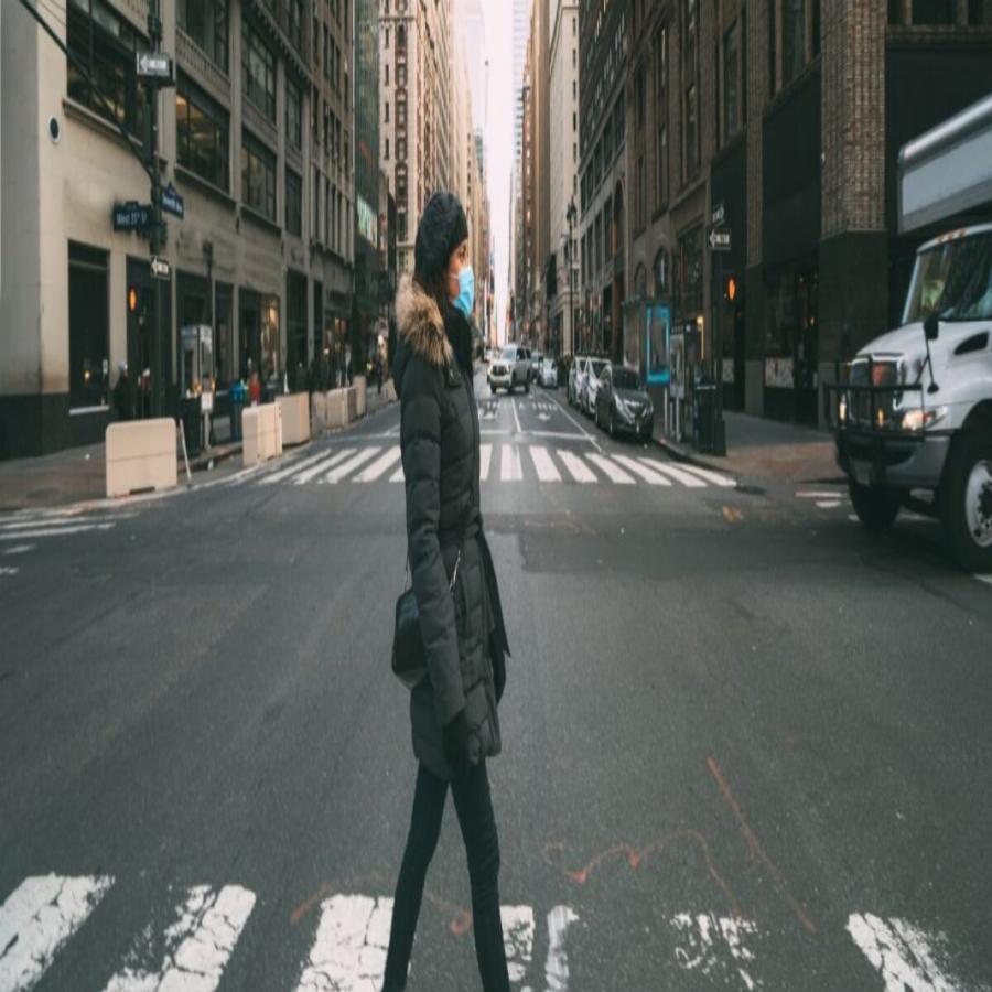 «Καθολικό Lockdown μέχρι τα Χριστούγεννα αν χαθεί κι άλλος χρόνος»