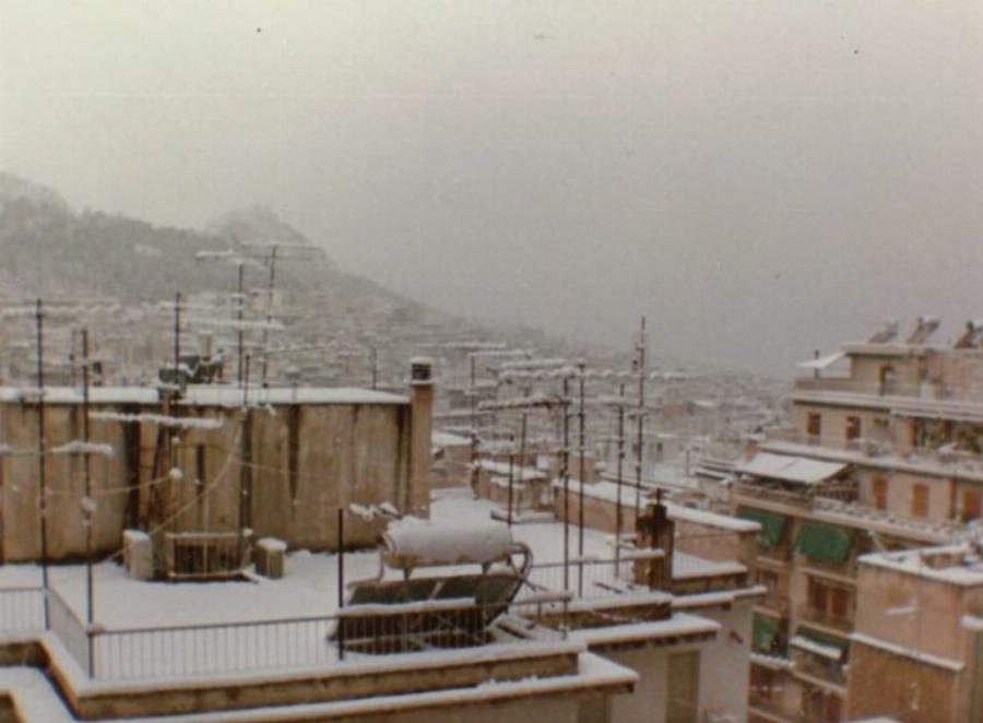 Ο παγωμένος Μάρτιος της Ελλάδας: Όταν η Ελλάδα μπήκε στο ψυγείο για 15 μέρες, μέσα από σπάνιες φωτογραφίες