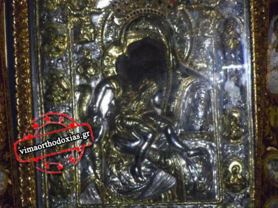 Άγιο Όρος: Λιτανεία του «Άξιον Εστί» κατά του κορωνοϊού