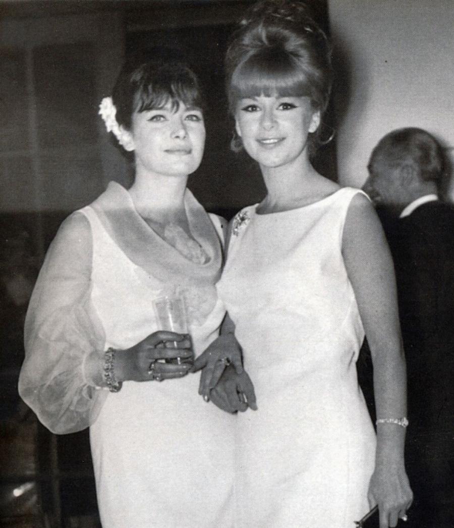 Αλίκη Βουγιουκλάκη – Τζένη Καρέζη: Το παρασκήνιο της αιώνιας «κόντρας» τους