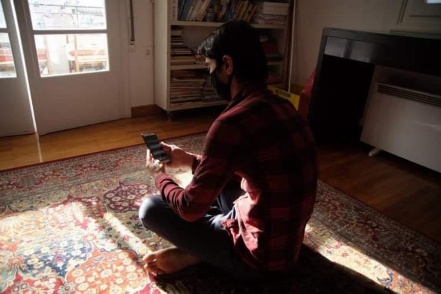 Ο 23χρονος Αφγανός μετανάστης που είχε σπίτι της η 61χρονη Ολλανδή δημοσιογράφος στην Ύδρα