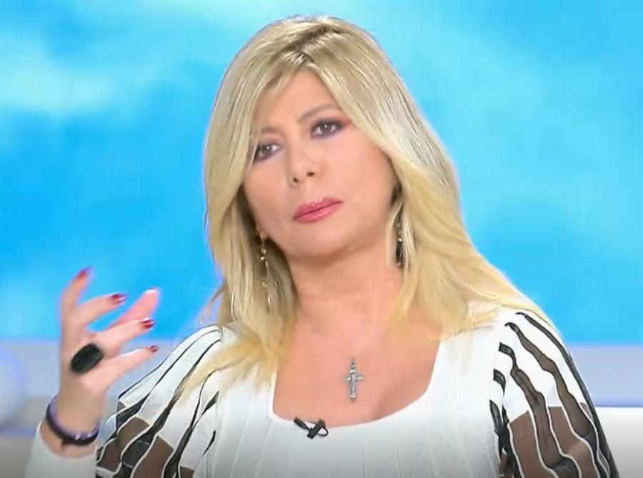 Πανικός στον αέρα της Κουτσελίνη: «Ποια είστε κυρία μου δεν σας ξέρω;» – «Μπορεί να είμαι τηλεοπτικό σκουπίδι»