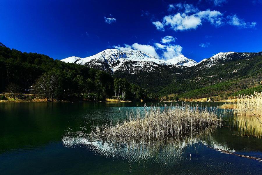 Θυμίζουν παράδεισο: 30 μέρη στην Ελλάδα που θυμίζουν παραμύθι το χειμώνα
