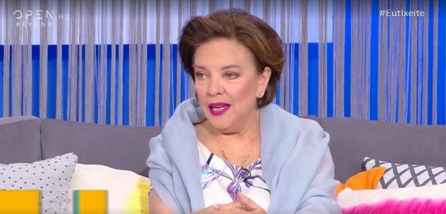 Μάρα Μεϊμαρίδη: «Είχα ξαναγεννηθεί ως χόρτο σε άλλη ζωή. Είναι σπάνιο να ξαναγίνεις άνθρωπος.»