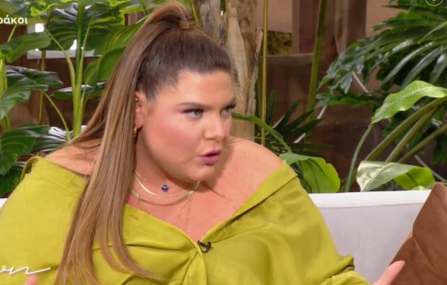 «Πέθανε η ξαδέλφη μου κι εγώ έπρεπε να δείχνω χαρούμενη στην εκπομπή»: Θρήνος για τη Δανάη Μπάρκα