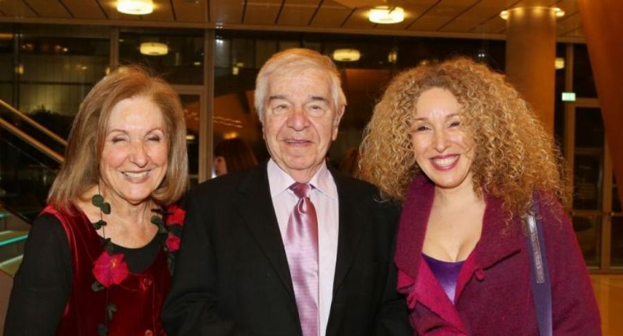 Κάρμεν Ρουγγέρη: Η ζωή σε μοναστήρι, η γνωριμία με τον σύζυγό της και ο ρόλος που της έχει μείνει αξέχαστος