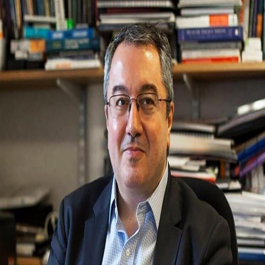 Αμβρόσιος κατά Μόσιαλου: «Ήρθε η ώρα να σε καταρασθώ και να σε αφορίσω»