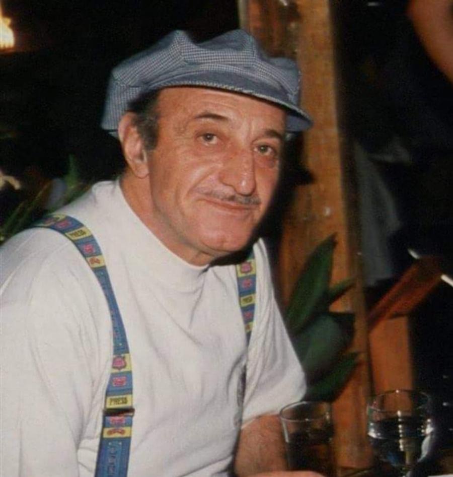 Κώστας Τσάκωνας: Το οικογενειακό δράμα, ο αποκλεισμός του από την τηλεόραση και το δύσκολο τέλος