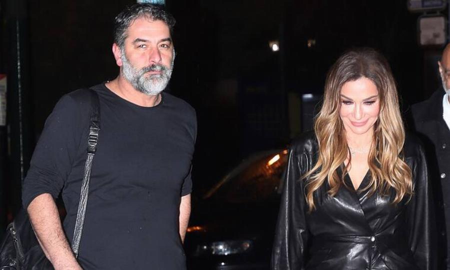 Δέσποινα Βανδή – Βασίλης Μπισμπίκης: Ποζάρουν αγκαλιά στο πρώτο τους εξώφυλλο πιο ερωτευμένοι από ποτέ