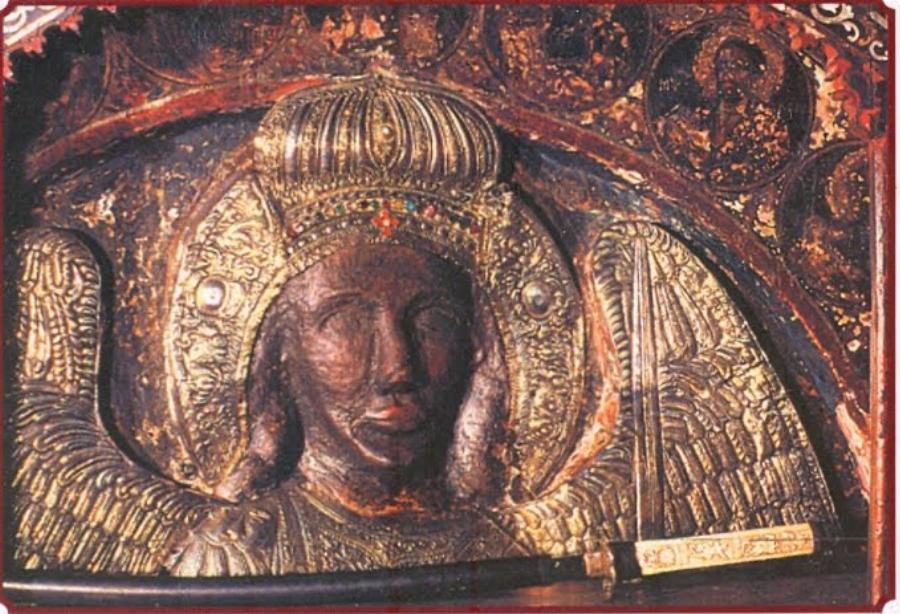 Μέγα το Θαύμα του Ταξιάρχη Μανταμάδου: «Άνοιξαν τα κατάμαυρα σύννεφα και το αεροδρόμιο»