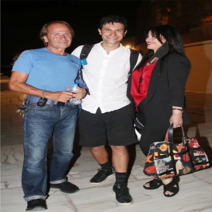 Ντίνος Αυγουστίδης: O γάμος με τη Τζομπανάκη, o γόης πατέρας του Ορφέα, ο Σασμός και η υιοθεσία της κόρης