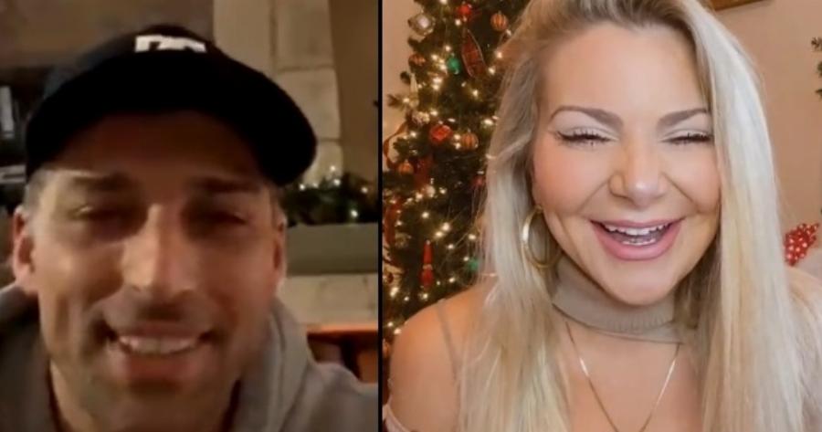 Αλέξης Παππάς – Αθηνά New York: Γιόρτασαν τα πρώτα τους Χριστούγεννα μέσω κάμερας