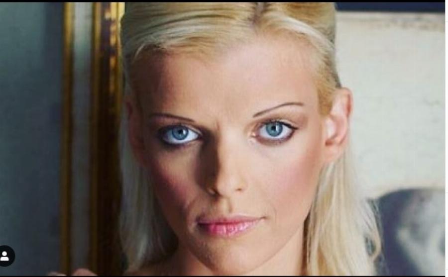 Νανά Καραγιάννη: Τα δύσκολα παιδικά χρόνια, το διαζύγιο, η μάχη με την ανορεξία, ο μοναχικός θάνατος και η κληρονομιά που άφησε στην φίλη της